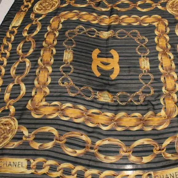 Vintage Chanel Scarf Silk Chain Print Green Square 90s Old Money 36x36 - Picture 8 of 12